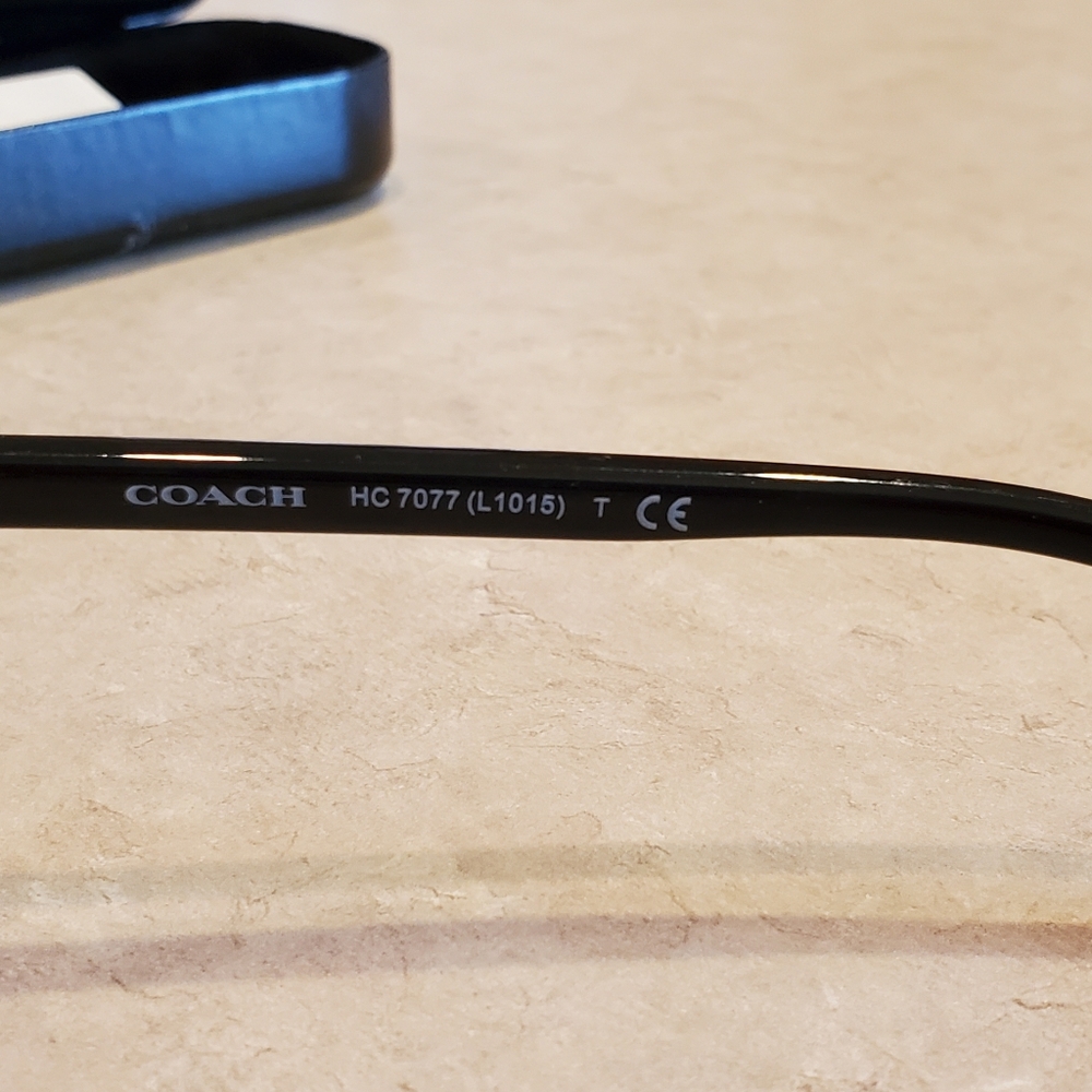 Please see COPY Listing - Picture 14 of 16